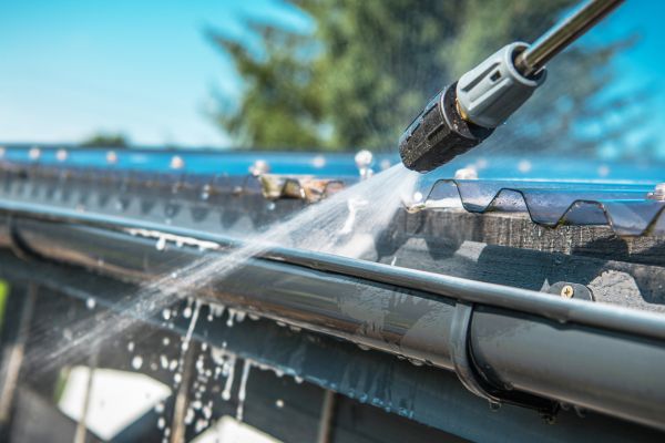Cost of Gutter Pressure Washing in Nicholasville