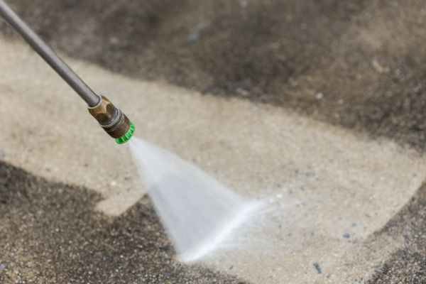 Cost of Garage Floor Power Washing in Nicholasville