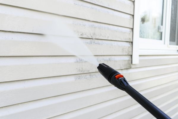 Vinyl Siding Washing Service
