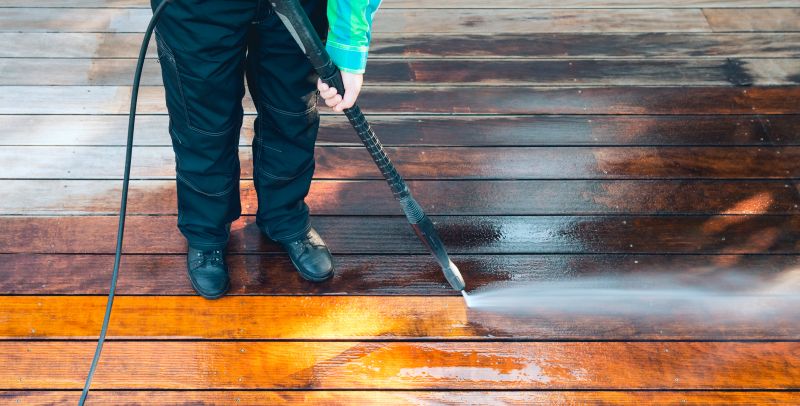 Composite Deck Cleaning